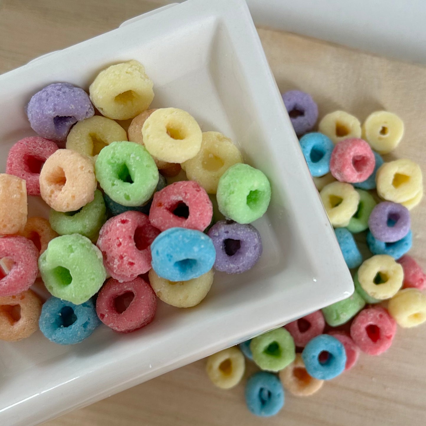 FRUIT LOOP WAX MELTS